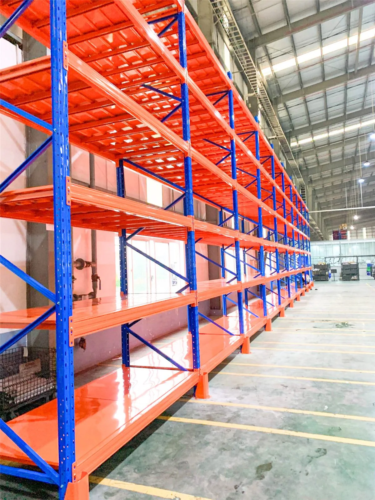 Khu lưu trữ nhiều tầng · Kệ trung tải 04